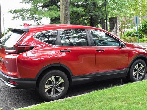 Used 2020 Honda CR-V LX image 8