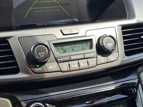 Used 2014 Honda Odyssey EX image 26