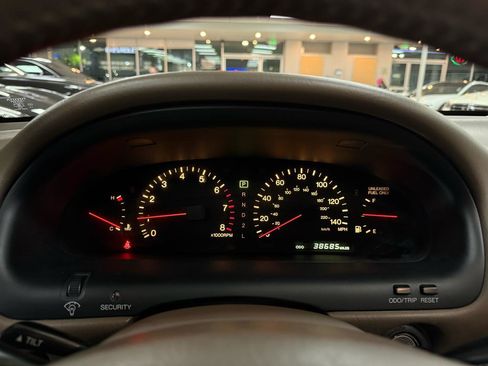 Used 1995 Lexus ES 330 FWD image 15