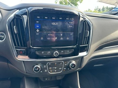 Used 2023 Chevrolet Traverse RS w/ LPO, Floor Liner Package AWD/4WD image 16