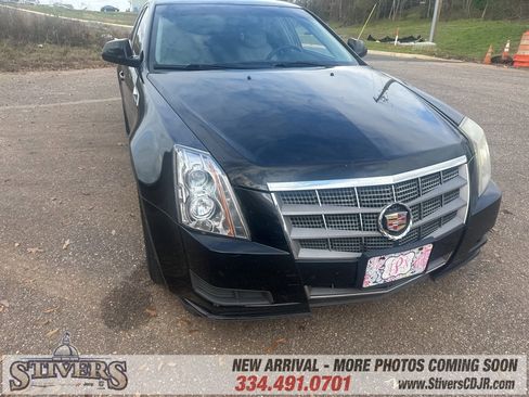 Used 2011 Cadillac CTS Sedan image 5
