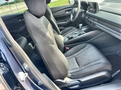 Certified 2025 Honda Accord SE image 12