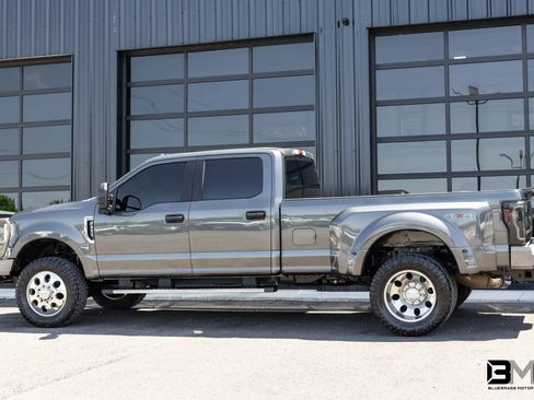 Used 2019 Ford F350 XL w/ STX Appearance Package AWD/4WD image 5