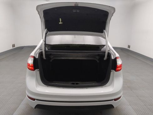 Used 2017 Ford Fiesta SE image 29