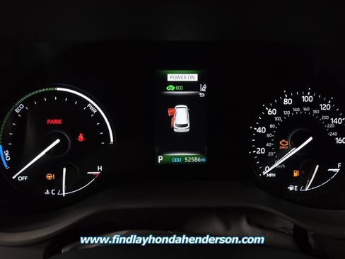 Used 2023 Toyota Sienna LE FWD image 32