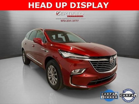 Used 2024 Buick Enclave Premium image 3