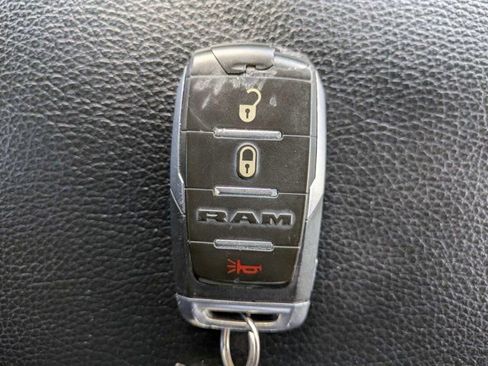 Used 2022 RAM 1500 Big Horn RWD image 29