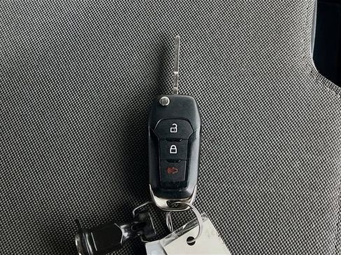 Used 2024 Ford F250 XL w/ XL Chrome Package image 33