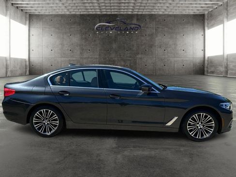 Used 2019 BMW 530i xDrive w/ Convenience Package AWD/4WD image 2