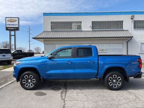 Used 2023 Chevrolet Colorado LT w/ LT Convenience Package III AWD/4WD image 6