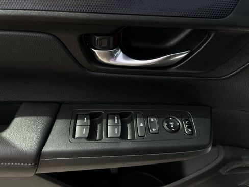 Certified 2026 Honda CR-V LX image 15