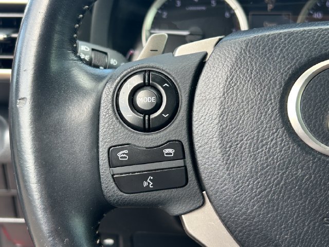 Used 2015 Lexus IS 250 RWD image 19