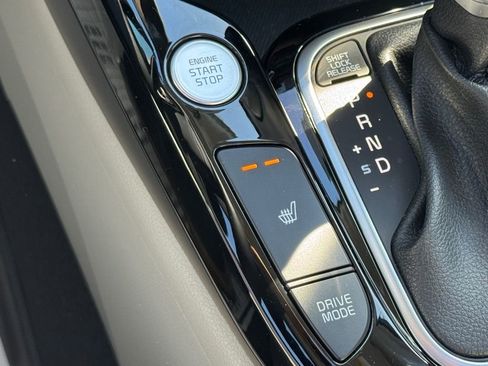 Used 2025 Kia Soul EX image 21