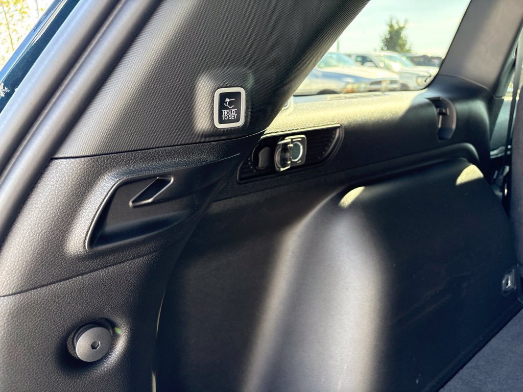 New 2027 Jeep Grand Cherokee Limited AWD/4WD image 21