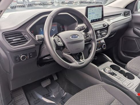 Used 2024 Ford Escape Active AWD/4WD image 9