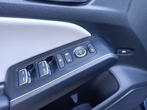 Used 2024 Honda Civic Touring image 12