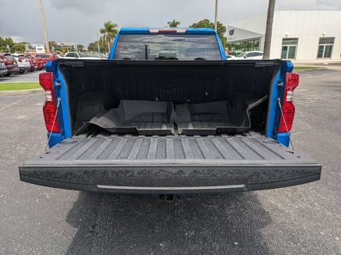 Used 2022 Chevrolet Silverado 1500 LT w/ Protection Package RWD image 16