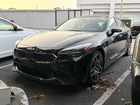 Used 2022 Kia Stinger GT1 RWD image 1