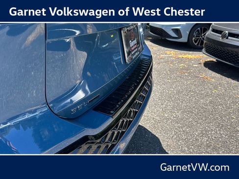 New 2026 Volkswagen Tiguan SEL R-Line AWD/4WD image 38