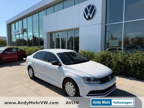 Used 2015 Volkswagen Jetta S FWD image 1
