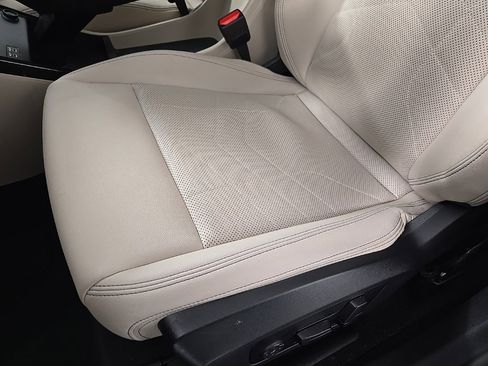 Used 2023 BMW X1 xDrive28i w/ Premium Package image 9