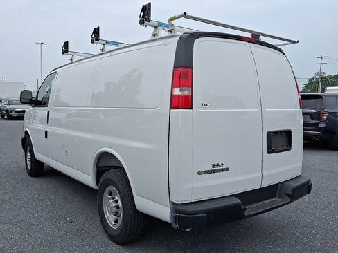 New 2025 Chevrolet Express 3500 w/ Driver Convenience Package image 3