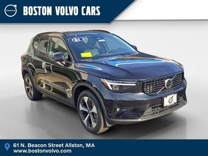 New 2026 Volvo XC40 B5 Plus w/ Protection Package Premier