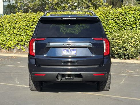 Used 2022 GMC Yukon XL AT4 w/ Max Trailering Package image 5