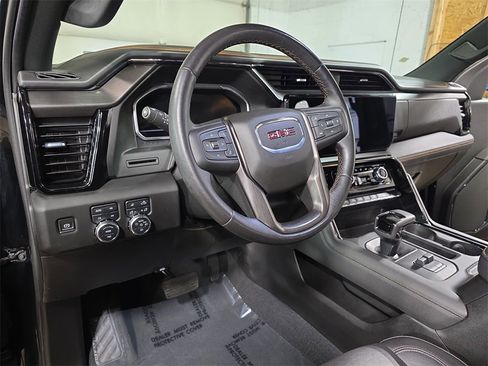 Used 2022 GMC Sierra 1500 AT4 w/ AT4 Preferred Package image 15