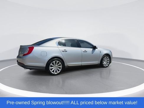 Used 2013 Lincoln MKS FWD image 9