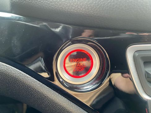 Used 2019 Honda Pilot Elite image 27