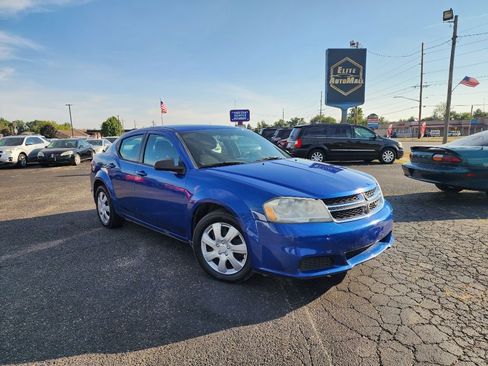 Used 2013 Dodge Avenger SE image 1