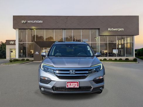 Used 2018 Honda Pilot Elite image 8