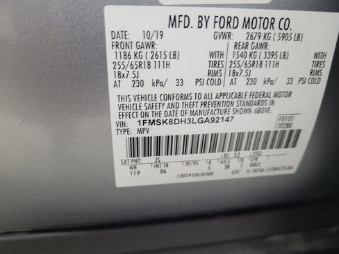 Used 2020 Ford Explorer XLT AWD/4WD image 33