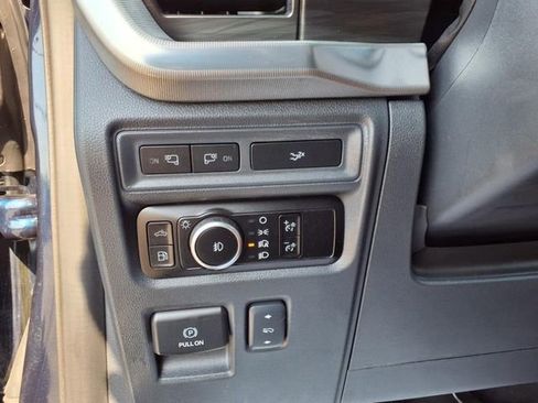 Certified 2024 Ford F150 Lariat w/ FX4 Off-Road Package image 29