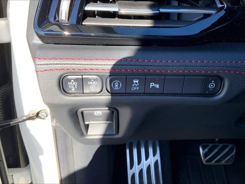 Used 2024 Acura MDX Type S image 32