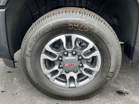 New 2026 GMC Sierra 3500 Pro w/ Convenience Package AWD/4WD image 17