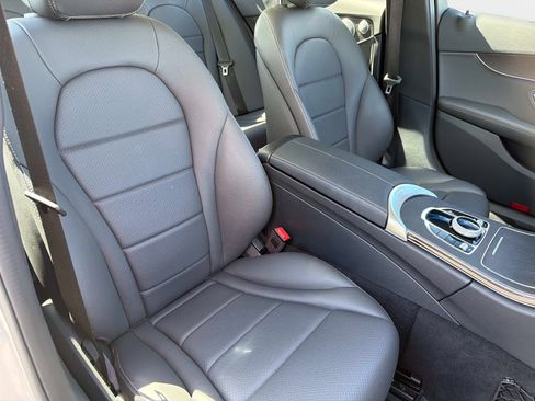 Used 2021 Mercedes-Benz C 300 Sedan w/ Premium Package image 23