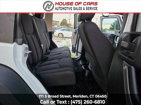 Used 2014 Jeep Wrangler Unlimited Sport w/ Quick Order Package 24S AWD/4WD image 38