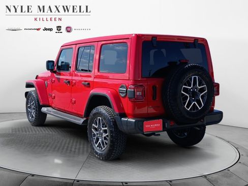 New 2026 Jeep Wrangler Unlimited Sahara AWD/4WD image 14