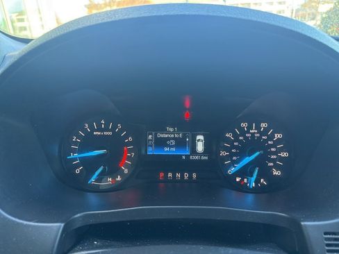 Used 2018 Ford Explorer XLT image 21