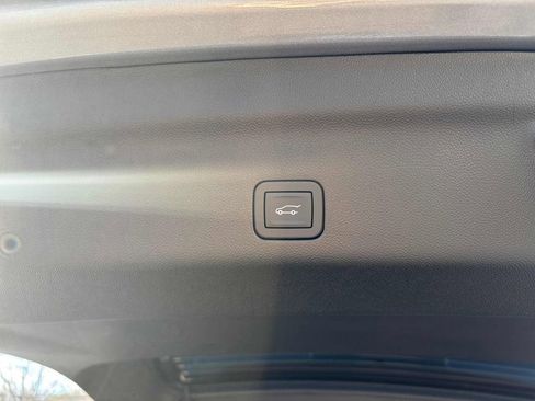 New 2026 Chevrolet Tahoe Premier image 33