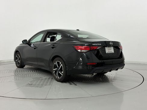 Used 2024 Nissan Sentra SV FWD image 3