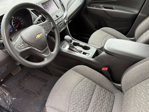 Used 2024 Chevrolet Equinox LT AWD/4WD image 9