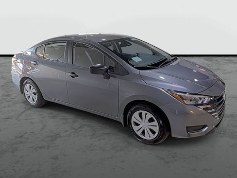 Used 2025 Nissan Versa S w/ Trunk Package FWD image 5