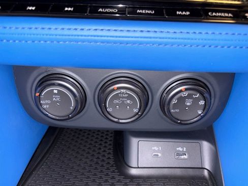 Used 2024 Nissan Z Performance w/ Floor Mat Package image 35