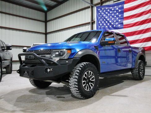 Used 2013 Ford F150 Raptor w/ Luxury Equipment Group image 3