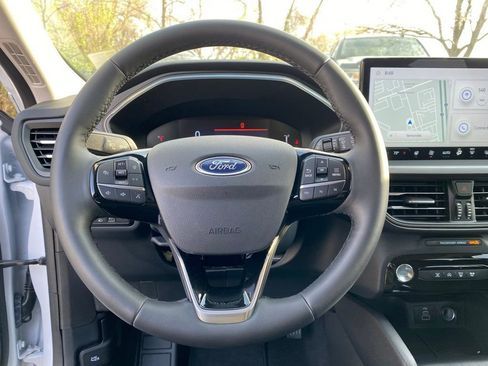 Used 2024 Ford Escape Active w/ Tech Pack #1 FWD image 11