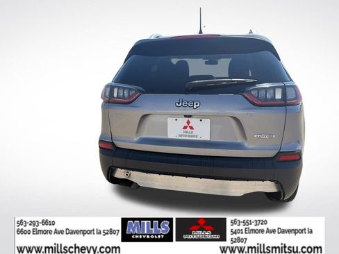 Used 2019 Jeep Cherokee Latitude w/ Popular Appearance Group FWD image 6