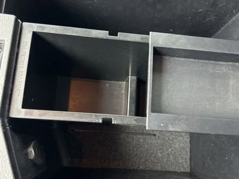 Used 2013 Toyota Tundra 2WD CrewMax w/ Tow Pkg image 28